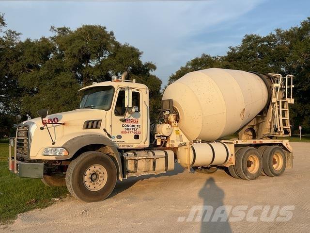 Mack GU813 기타 트럭
