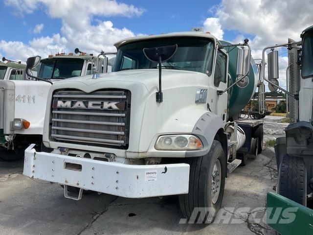 Mack GU813 기타 트럭