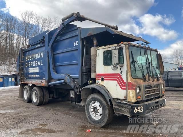 Mack MRU613 폐기물 수거 트럭