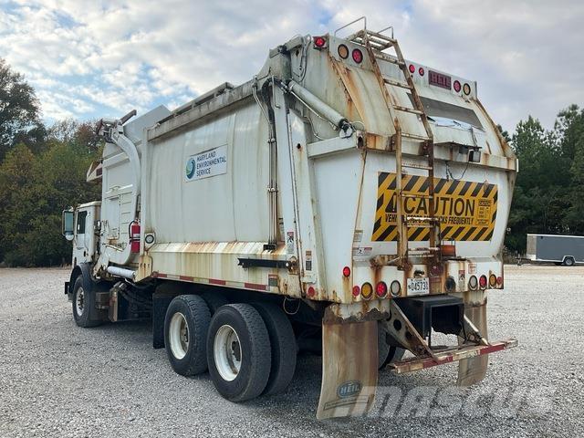 Mack MRU613 폐기물 수거 트럭