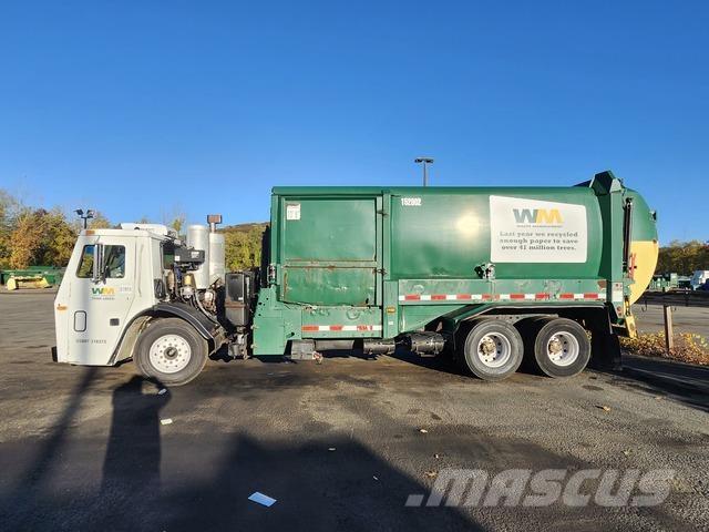 Mack MRU613 폐기물 수거 트럭