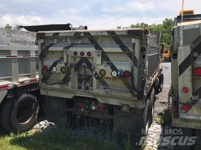 Mack RD600 제설 블레이드 및 제설기