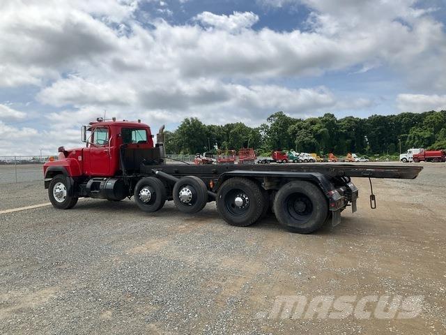 Mack RD688S 스킵 로더 트럭