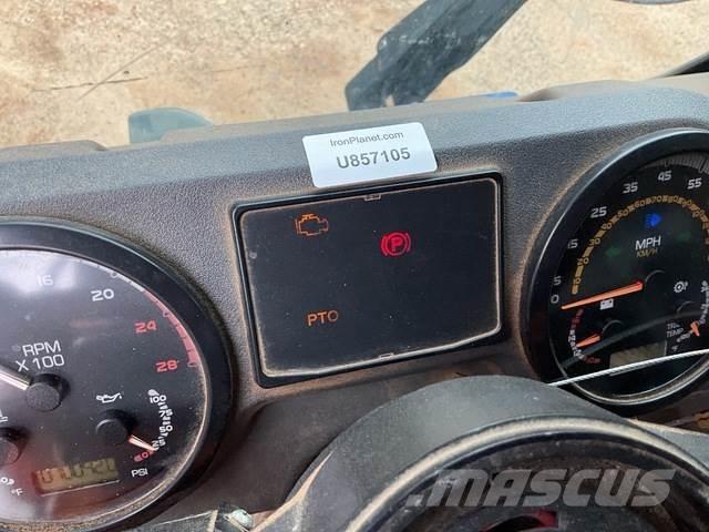 Mack TE64 콘크리트 펌프카