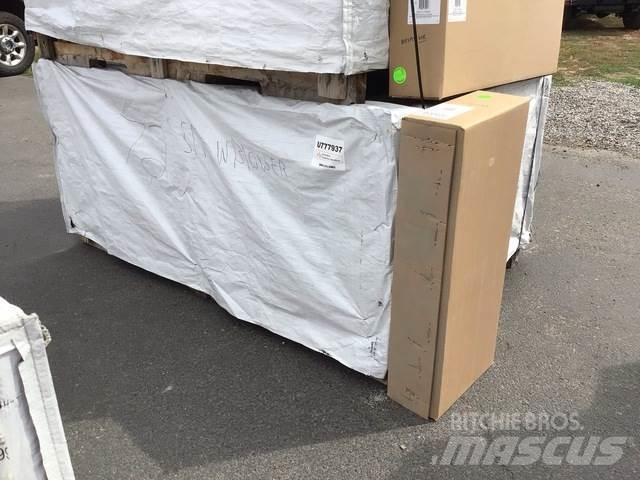 Mahindra  기타 도로 및 제설 기계