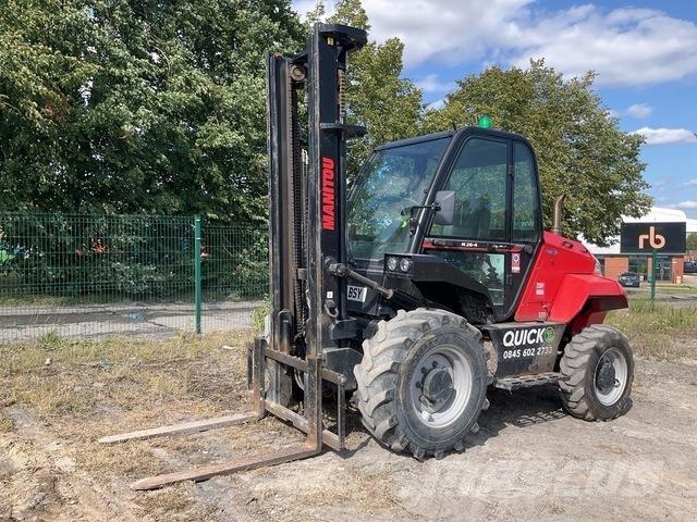 Manitou M26-4 험지용 트럭