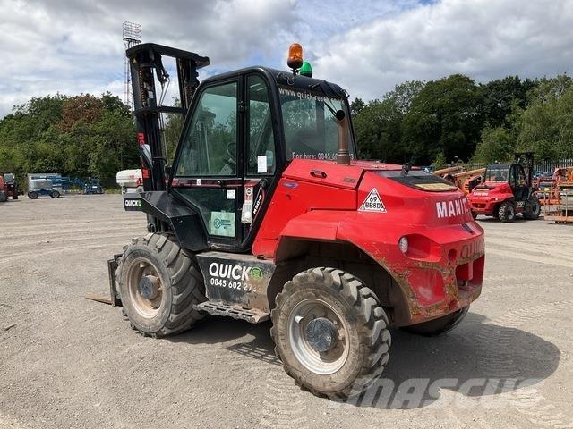 Manitou M30-4 험지용 트럭