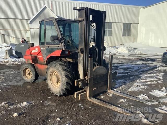 Manitou MC40 험지용 트럭