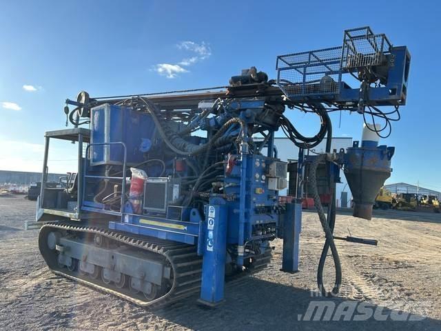 Mantis 200 도로 굴착기