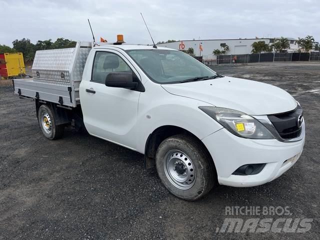 Mazda BT-50 기타