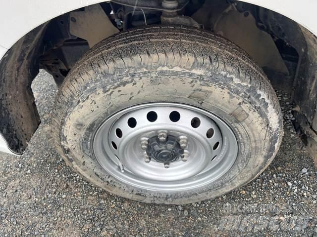 Mazda BT-50 기타