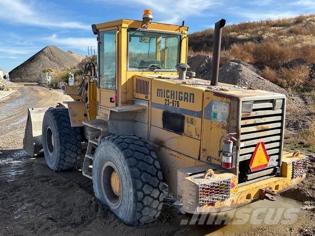 Michigan L90  휠로우더