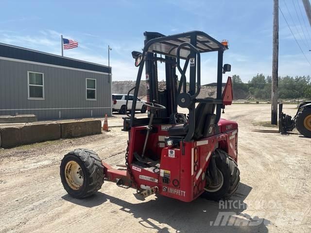 Moffett M45P 트럭 장착 포크리프트