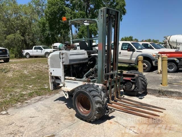 Moffett M5000 트럭 장착 포크리프트