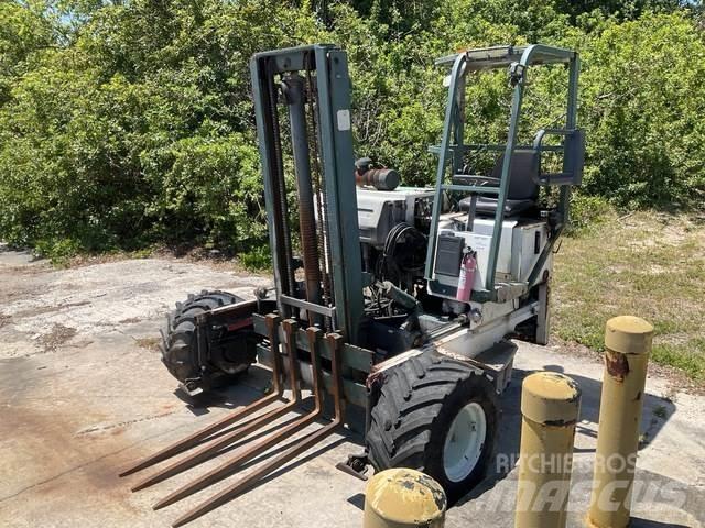 Moffett M5000 트럭 장착 포크리프트