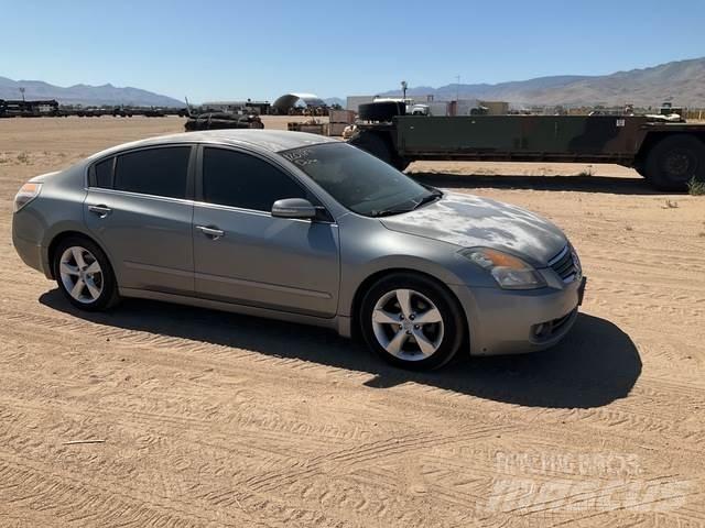 Nissan Altima 자동차