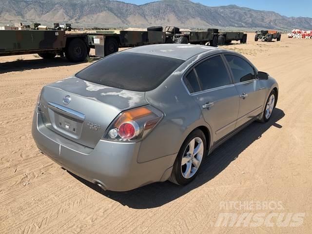Nissan Altima 자동차