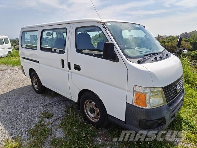 Nissan Caravan 미니 버스