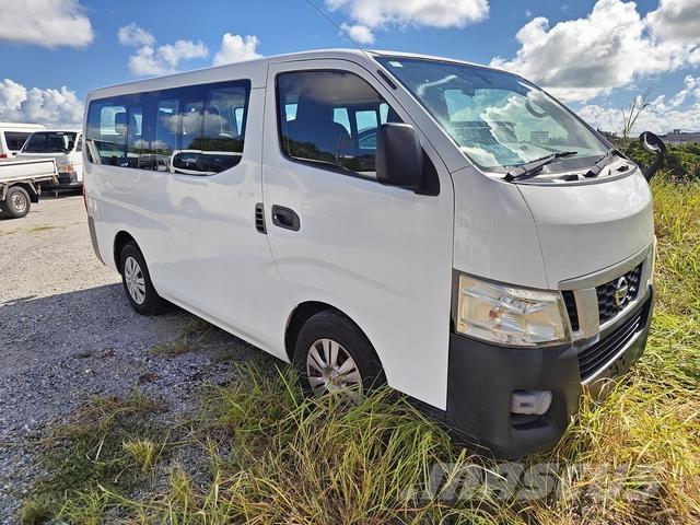 Nissan Caravan 미니 버스