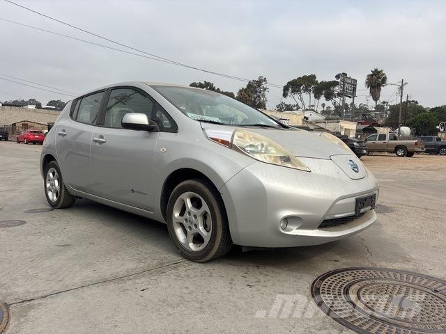Nissan Leaf 자동차