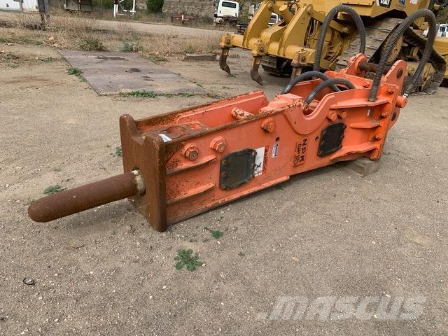 NPK GH-12 브레이커