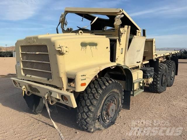 Oshkosh  탑차 트럭