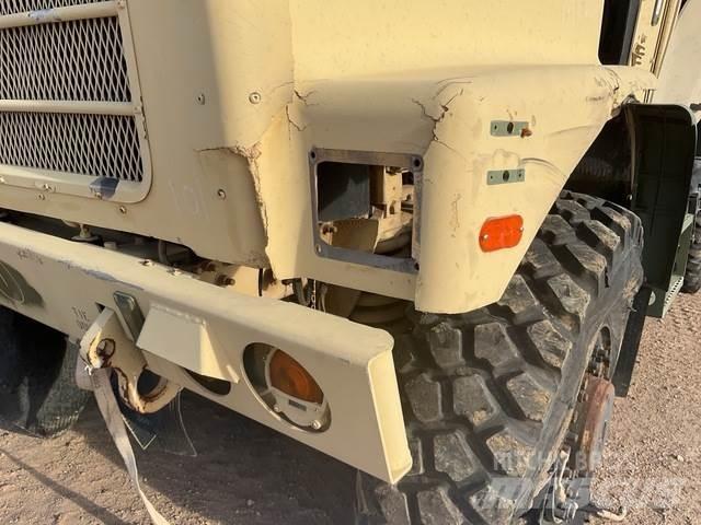 Oshkosh  탑차 트럭