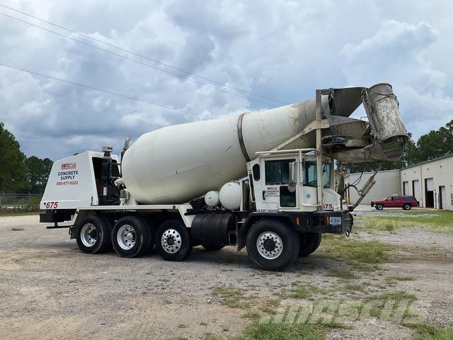 Oshkosh  기타 트럭