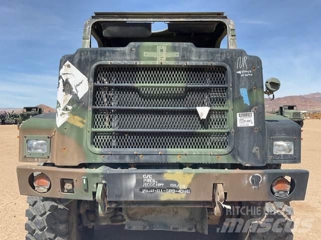 Oshkosh  탑차 트럭