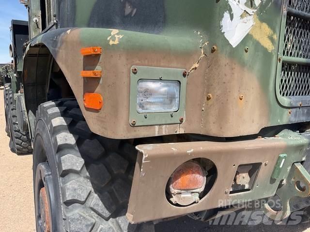 Oshkosh  탑차 트럭