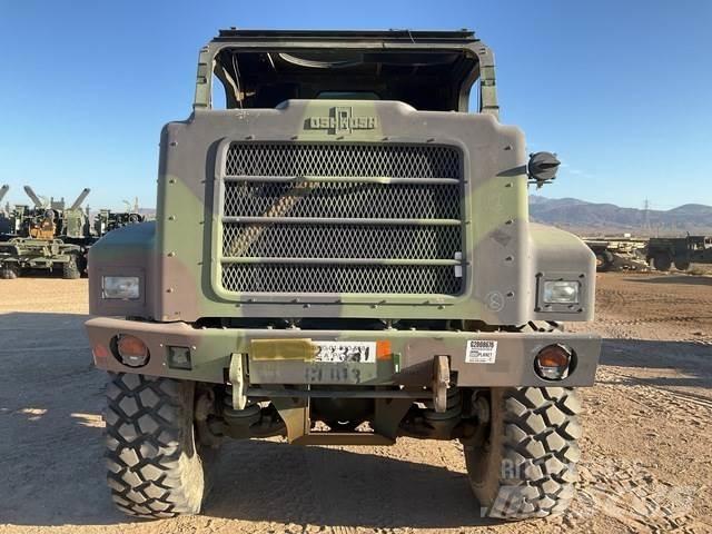 Oshkosh AMK29 덤프 트럭
