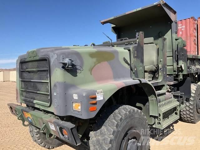 Oshkosh AMK29A1 덤프 트럭