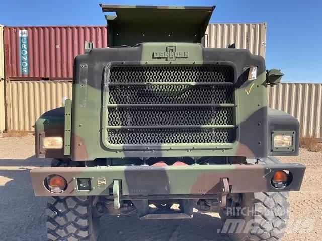 Oshkosh AMK29A1 덤프 트럭