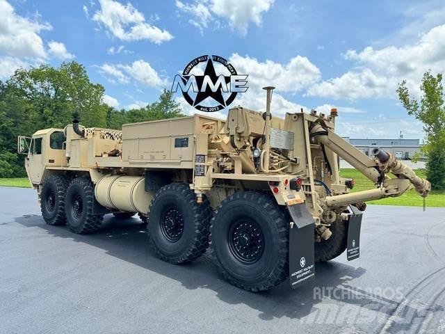 Oshkosh M984E1 회수 차량