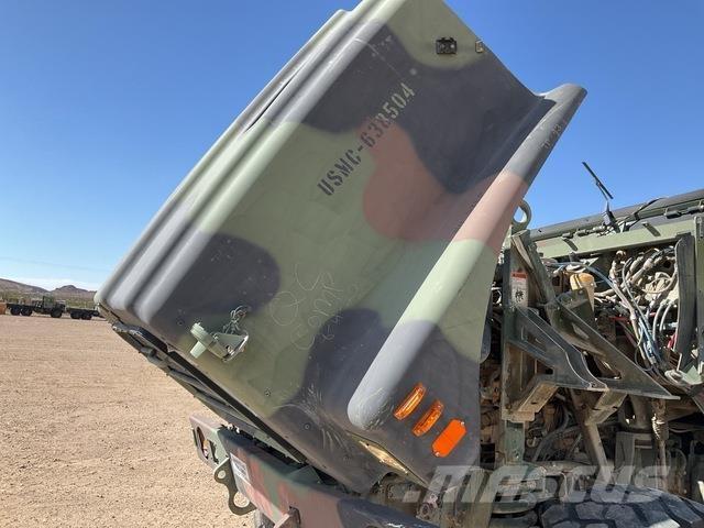 Oshkosh MTVR 탑차 트럭