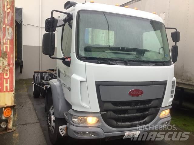 Peterbilt 220 캐빈 및 인테리어