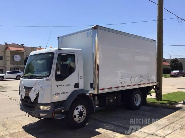 Peterbilt 220 탑차 트럭