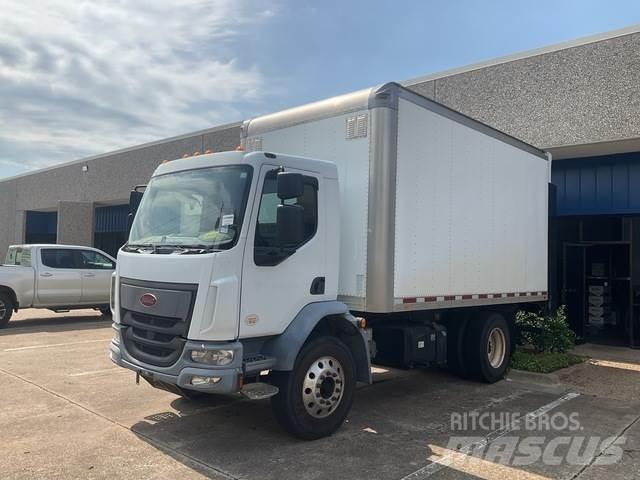 Peterbilt 220 탑차 트럭