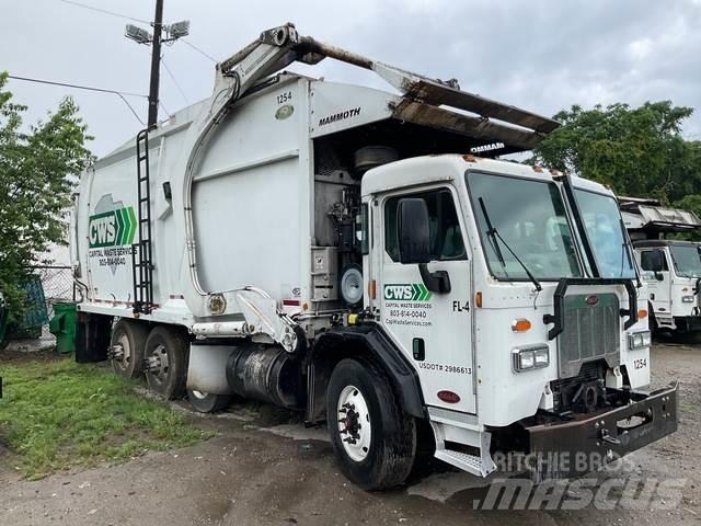 Peterbilt 320 폐기물 수거 트럭