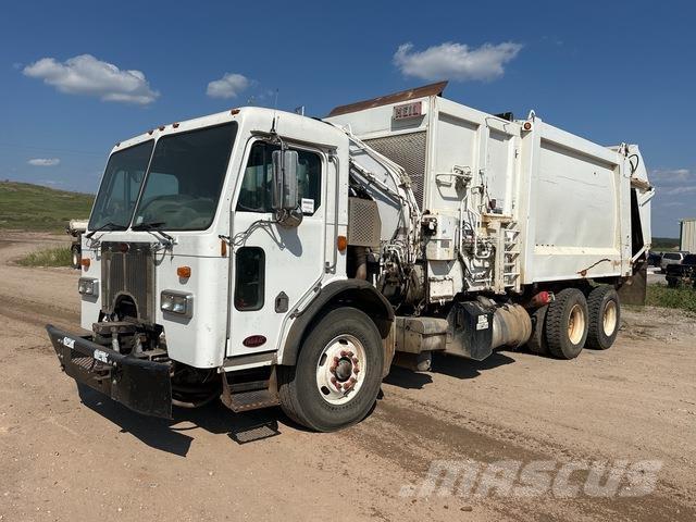 Peterbilt 320 폐기물 수거 트럭