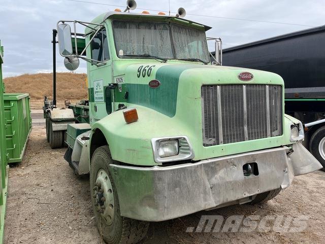 Peterbilt 330 훅 리프트 트럭