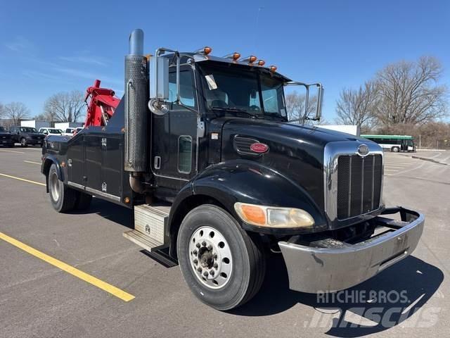 Peterbilt 335 회수 차량