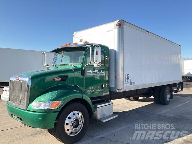 Peterbilt 335 탑차 트럭