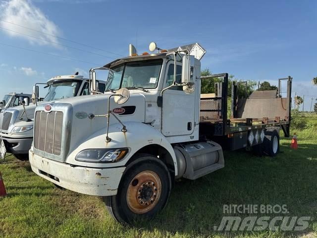 Peterbilt 335 플랫베드/드롭사이드 트럭