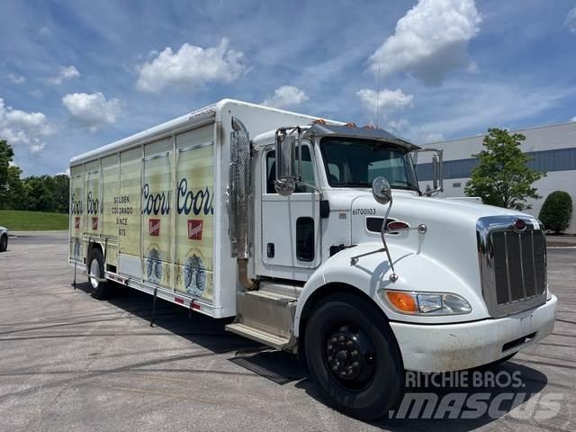 Peterbilt 337 음료 배달 트럭