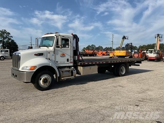 Peterbilt 337 회수 차량