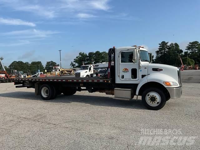 Peterbilt 337 회수 차량