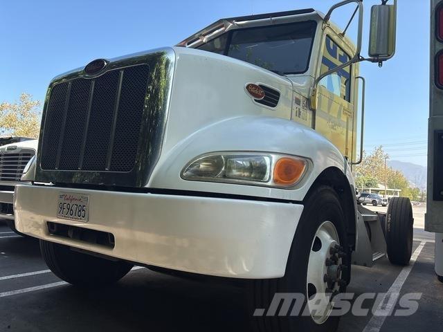 Peterbilt 337 트랙터 유닛