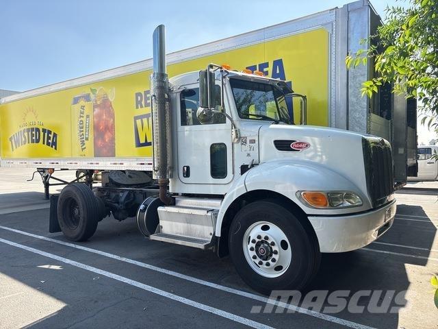 Peterbilt 337 트랙터 유닛