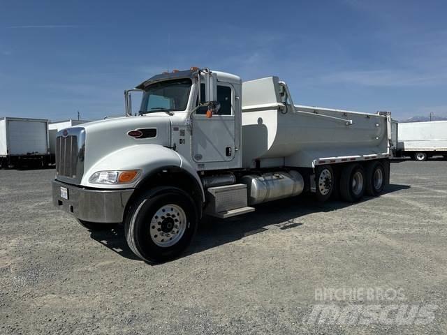 Peterbilt 348 덤프 트럭